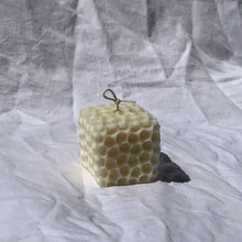 Load image into Gallery viewer, honeycomb.